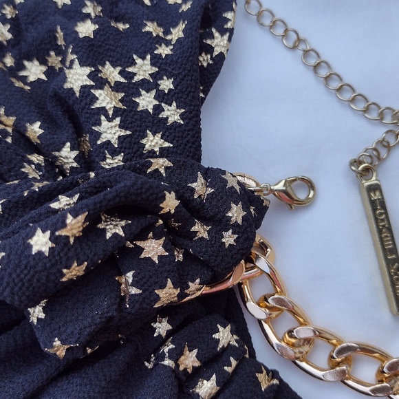 Micheal Kors Black & Gold Metallic Star Print Shift Dress w/ Gold Chain Neck / M - Picture 8 of 9